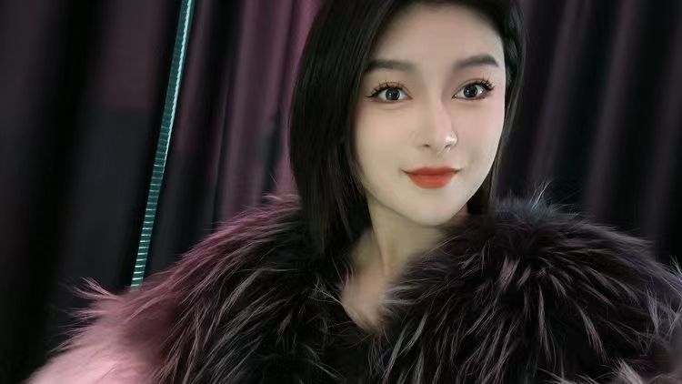 yining.jpg